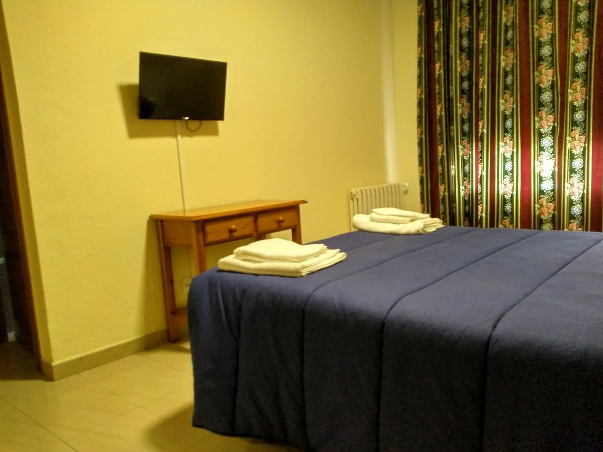 Hostal Orly Camponaraya ภายนอก รูปภาพ