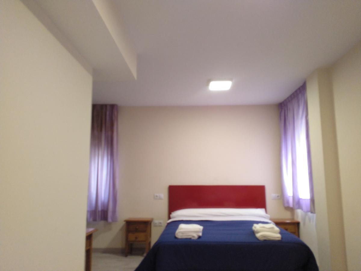 Hostal Orly Camponaraya ภายนอก รูปภาพ